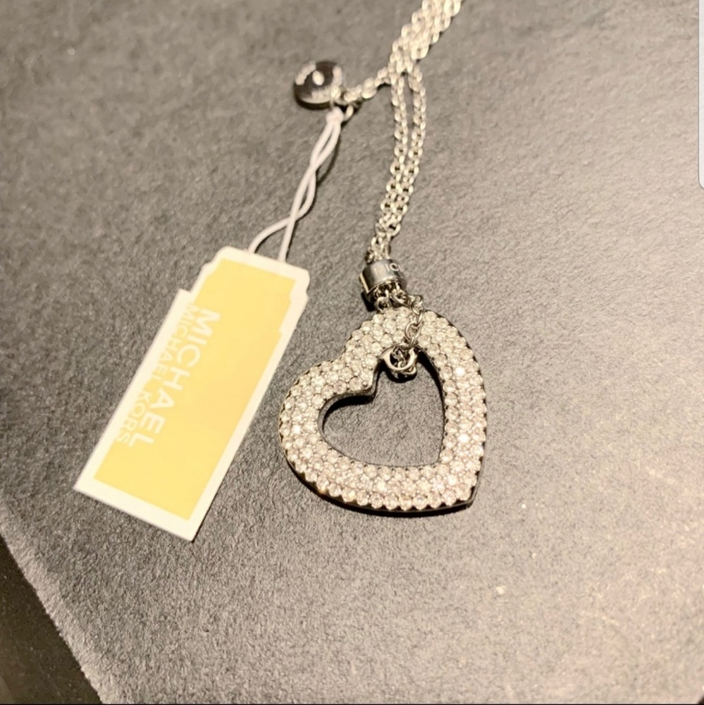 NWT authentic MK silver tone heart pendant - Picture 5 of 5